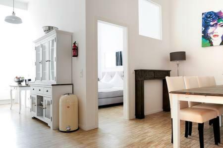 Sc 02 By Rockchair Apartments L Superhost Status L 4 Bedrooms Boxspringbeds 2 Bathrooms Balcony Elevator - Cozy Family & Business Flair Welcomes You! Βερολίνο Εξωτερικό φωτογραφία